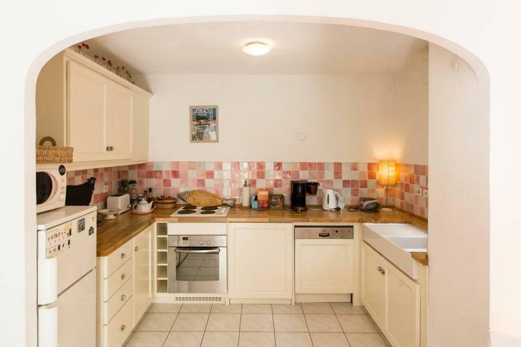 Villa Soraya , Quiet Location With Big Garden Near Beach And Old Town Of ニース エクステリア 写真